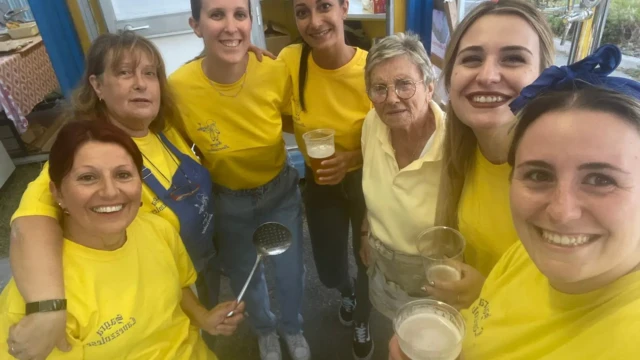 Selfie del gruppo PORK&CHIPS durante la Sagra